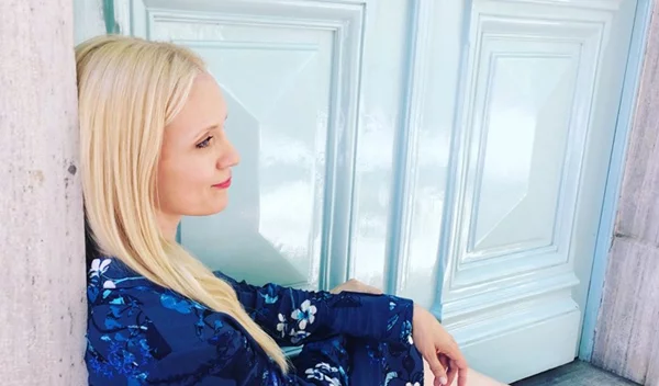 Γνωρίζουμε την Ιλιάδα Κλάγκου (έτσι συνδυάζεται η ομορφιά με το food blogging και η γρήγορη συνταγή που λατρέψαμε)