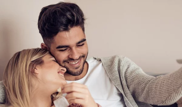 Ιδιωτικές στιγμές στη σχέση: Πόσο σας ικανοποιούν;
