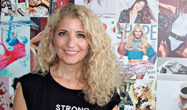 Shape People: Γνωρίζουμε καλύτερα τη ραδιοφωνική παραγωγό Καίτη Φαρμάκη (ναι, είναι βίγκαν!)