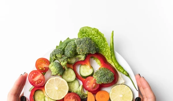 Τι πρέπει να γνωρίζεις για τη δίαιτα 5:2: Είναι υγιεινή επιλογή διατροφής;