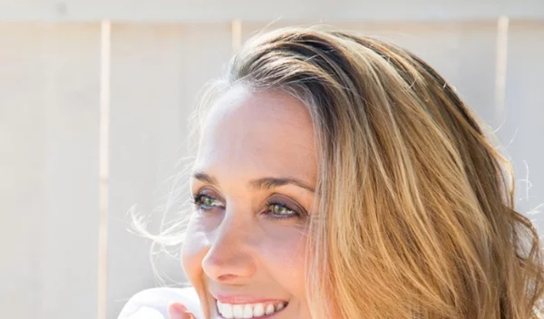 Οι απαραίτητες βιταμίνες μετά τα 50: Ποιες και γιατί τις χρειάζεται κάθε γυναίκα μετά τα 50;