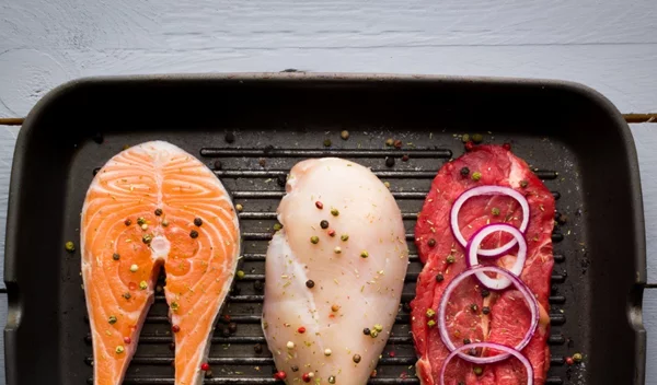 Τροφές χωρίς υδατάνθρακες: Οι 10 καλύτερες που δεν έχουν καθόλου (κι όμως!)