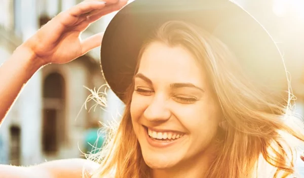 8 facts για το σκληρόδερμα, το αυτοάνοσο που «προτιμά» τις γυναίκες