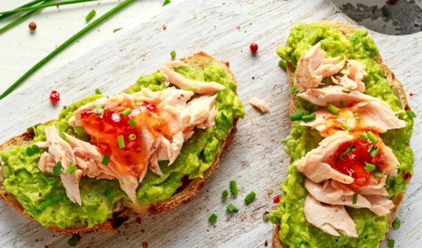 Πρωινό χωρίς γαλακτοκομικά: 10 εύκολες επιλογές για να ξεκινήσεις τη μέρα σου