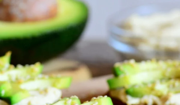 Πρωτεϊνική διατροφή χωρίς κρέας: 6 εναλλακτικές επιλογές του κλασικού τοστ