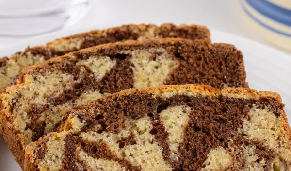 Συνταγή για αφράτο κέικ μαρμπέ στη vegan εκδοχή του