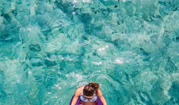 Βίντεο: Ασκήσεις πάνω σε στρώμα θαλάσσης για όλο το σώμα (το καλοκαίρι δεν τελείωσε!)