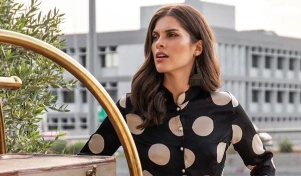 To sample bazaar της Helmi επιστρέφει