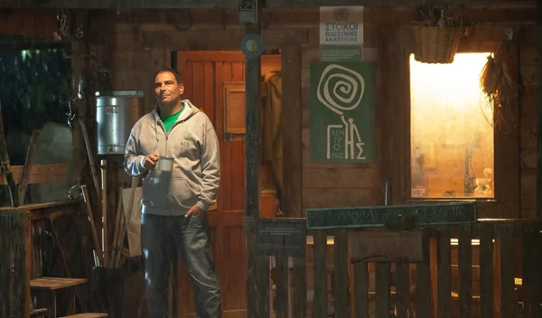 Δύναμη είναι η απόφαση να προσφέρεις στους άλλους