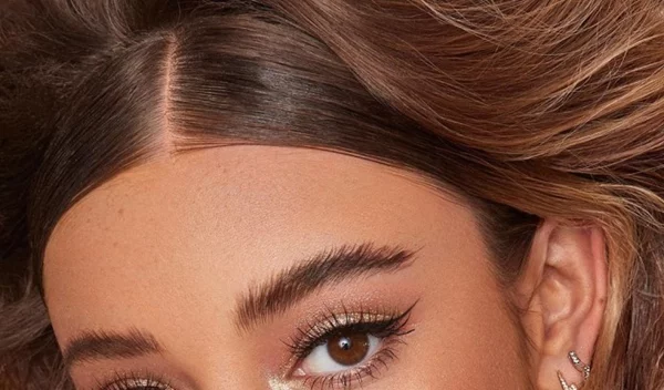 Βρήκαμε 6 beauty looks για τον πιο glam Δεκέμβριο της ζωής σου