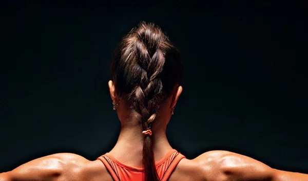 Καλεσμένη σε ξεχωριστή περίσταση; 8 συμβουλές για να βελτιώσεις την εμφάνισή σου