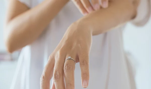 Θετικά τα αποτελέσματα για το bimekizumab για τη θεραπεία της ψωρίασης