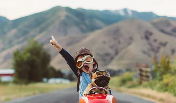 Οι 3 συνήθειες των παιδιών που ΠΡΕΠΕΙ να υιοθετήσουμε (για καλή ζωή)