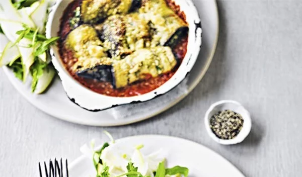 Κανελόνια με μελιτζάνα: Η κλασική ιταλική συνταγή με vegetarian twist