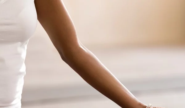 Άγχος και ψωρίαση: Ο Κώστας Λούμος Πρόεδρος Σωματείου « ΚΑΛΥΨΩ» μιλά για τη σχέση τους