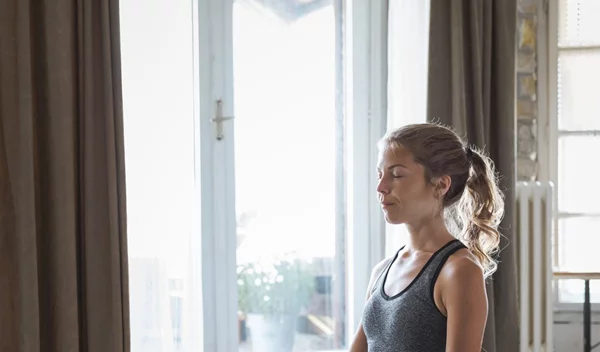 Δωρεάν διαδικτυακά μαθήματα γιόγκα κάθε Παρασκευή!