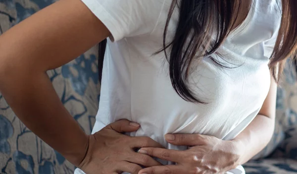 Πόνος στην πύελο: Τι είναι, τι μπορεί να σημαίνει, πώς θα τον διαχειριστείς