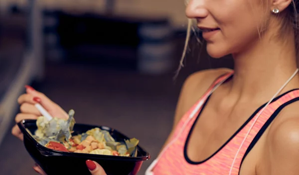 Ενεργοποίηση μεταβολισμού και απώλεια βάρους: 5 διατροφικές συμβουλές ενόψει καλοκαιριού