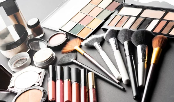 Σε αυτό το e-shop θα βρίσκεις πλέον τα πιο διάσημα καλλυντικά στις πιο προσιτές τιμές