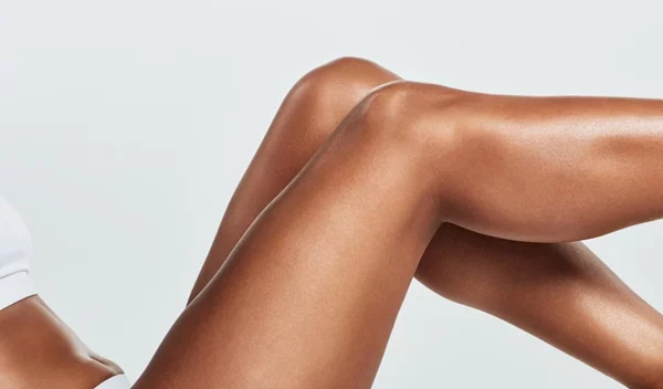 Πώς να καταπολεμήσω τις ραγάδες; Κατά πόσο βοηθούν τα ειδικά έλαια;