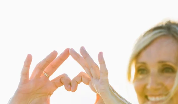 Η La Roche-Posay σύμμαχος των ασθενών με καρκίνο