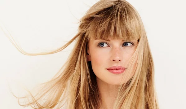 Οι καλύτερες αποχρώσεις της σεζόν για ξανθά μαλλιά