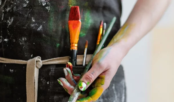 «Στη ζωή παίξε με όλα τα χρώματα»