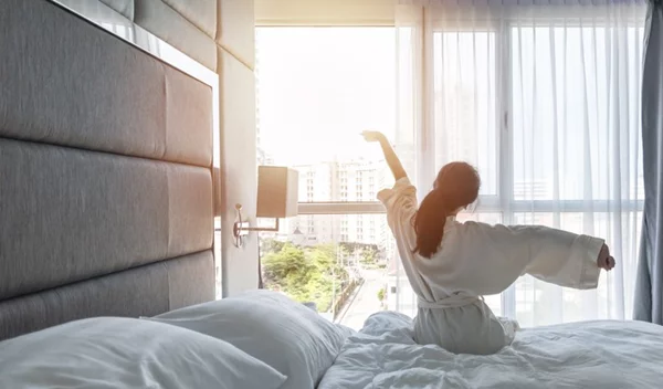 Ροχαλητό: Τι φταίει και πώς θα το σταματήσεις οριστικά