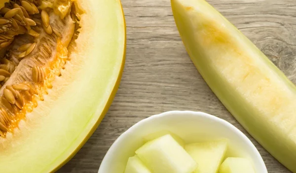 7 τροφές για λαμπερό δέρμα 365 ημέρες το χρόνο από τη διατροφολόγο