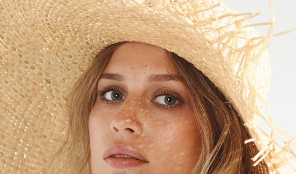 Μακιγιάζ το καλοκαίρι: Τα μυστικά της beauty editor