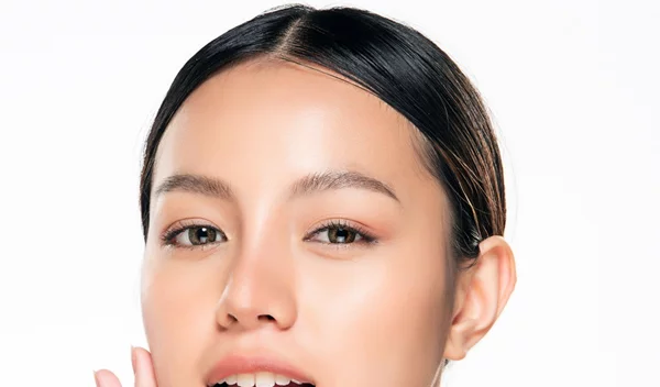 10 νέα καλλυντικά που θα αναβαθμίσουν τη ρουτίνα ομορφιάς σου