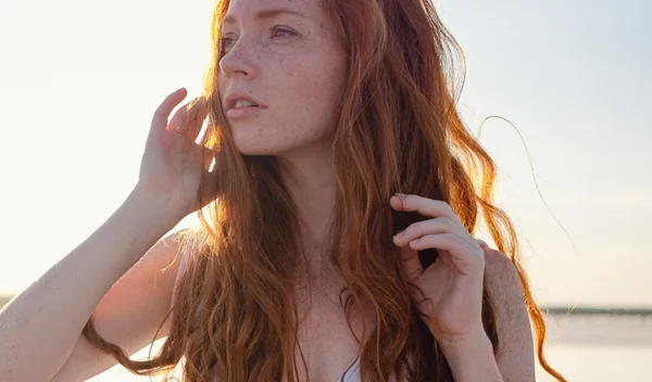 Tips για μακριά μαλλιά: Πώς θα τα διατηρήσεις υγιή και ελκυστικά