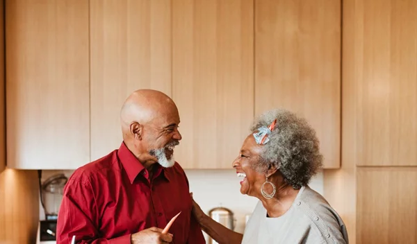 Διατροφή για μακροζωία: 4 στρατηγικές που ακολουθούν οι άνθρωποι που ζουν πολλά χρόνια