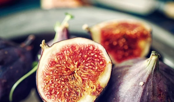 Γιατί πολλοί θεωρούν ότι τα σύκα δεν είναι vegan τροφή;