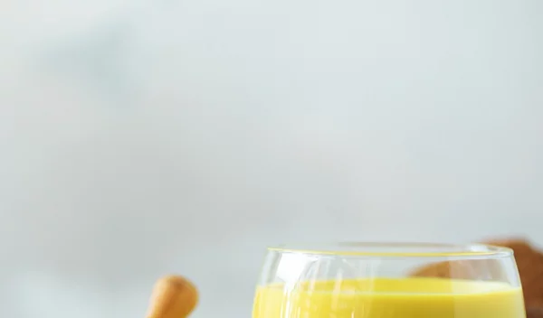 Ρωτήσαμε 10 ειδικούς: Ποιο συστατικό προσθέτουν στα γεύματά τους για αντιφλεγμονώδη δράση;