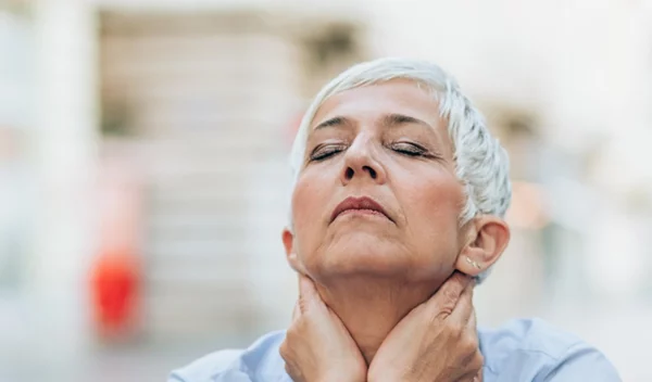 Υποθυρεοειδισμός και εμμηνόπαυση: Τα συμπτώματα και όσα πρέπει να γνωρίζεις