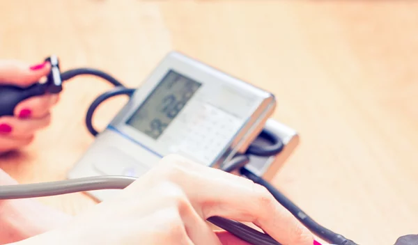 Έχεις χαμηλή πίεση; Μάθε τι σημαίνει η υπόταση και τι μπορείς να κάνεις