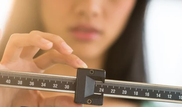 Παχυσαρκία και Σύνδρομο Πολυκυστικών Ωοθηκών: Πως επηρεάζει τη γυναικεία γονιμότητα