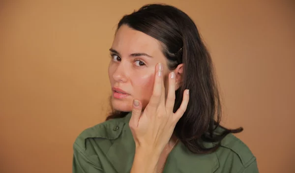 Πώς να βάλεις σωστά το highlighter σε λιγότερο από 1’