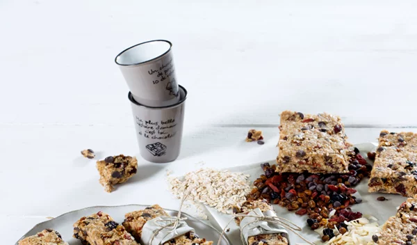 Ενίσχυσε το αμυντικό σου σύστημα με αυτή τη συνταγή για μπάρες ενέργειας με superfoods