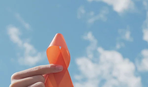 Διατροφή στην πολλαπλή σκλήρυνση: Πώς συμβάλει στην αντιμετώπιση των συμπτωμάτων