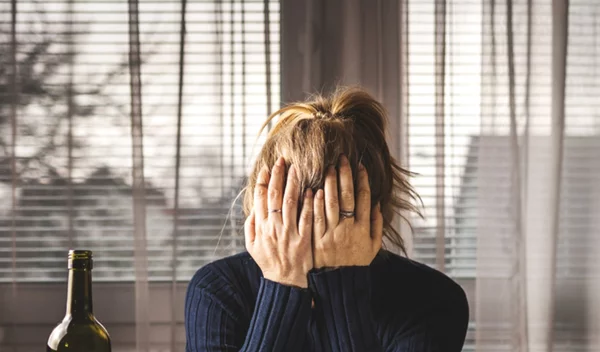 Φάρμακα για την υπέρταση και αλκοόλ: Μήπως δεν πρέπει να τα συνδυάζεις;