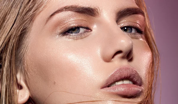 Πώς η τεχνολογία και η τηλεργασία επηρεάζουν την εμφάνισή μας;