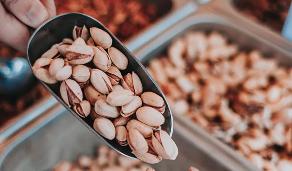 Ποιοι ξηροί καρποί είναι οι καλύτεροι για τη διατροφή σου;