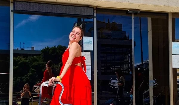 "Μαμά, έρχομαι. Τα κατάφερα. Ζω, αναπνέω, περπατάω. ΖΩ" - Αν αυτό το μήνυμα δεν μας πείθει να γίνουμε όλοι δωρητές οργάνων, τότε τι;