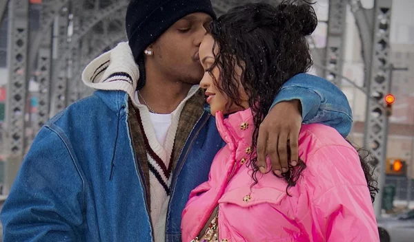 Το γλυκό σνακ που αναζητά στην εγκυμοσύνη της η Rihanna