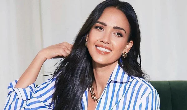 Η Jessica Alba έχει την καλύτερη συμβουλή για έναν καλό ύπνο