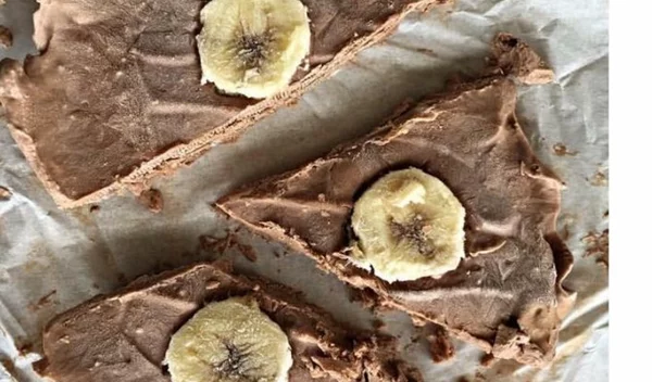 Χωρίς ζάχαρη: Γιαουρτογρανίτα με κακάο και μπανάνα και μπράουνις χωρίς αλεύρι