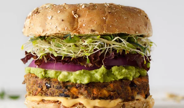 Veganuary: 20 συνταγές για να δοκιμάσεις φέτος το απόλυτο challenge του μήνα