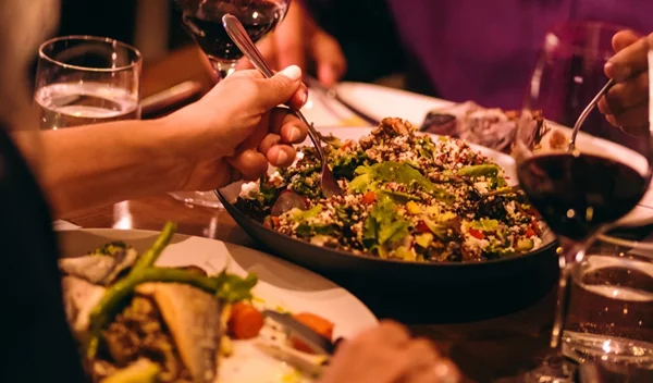 Τι είναι η φαγητότητα; Μια διαφορετική προσέγγιση στη φιλοσοφία του φαγητού